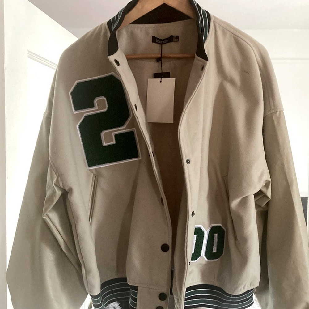 NWT  oversized women’s varsity jacket size small